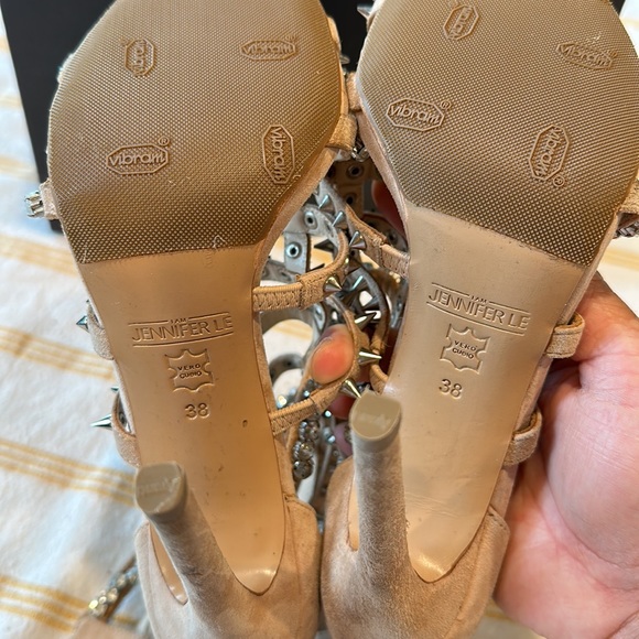 I am Jennifer Le Beige Suede “Razors” Heels - Picture 5 of 10